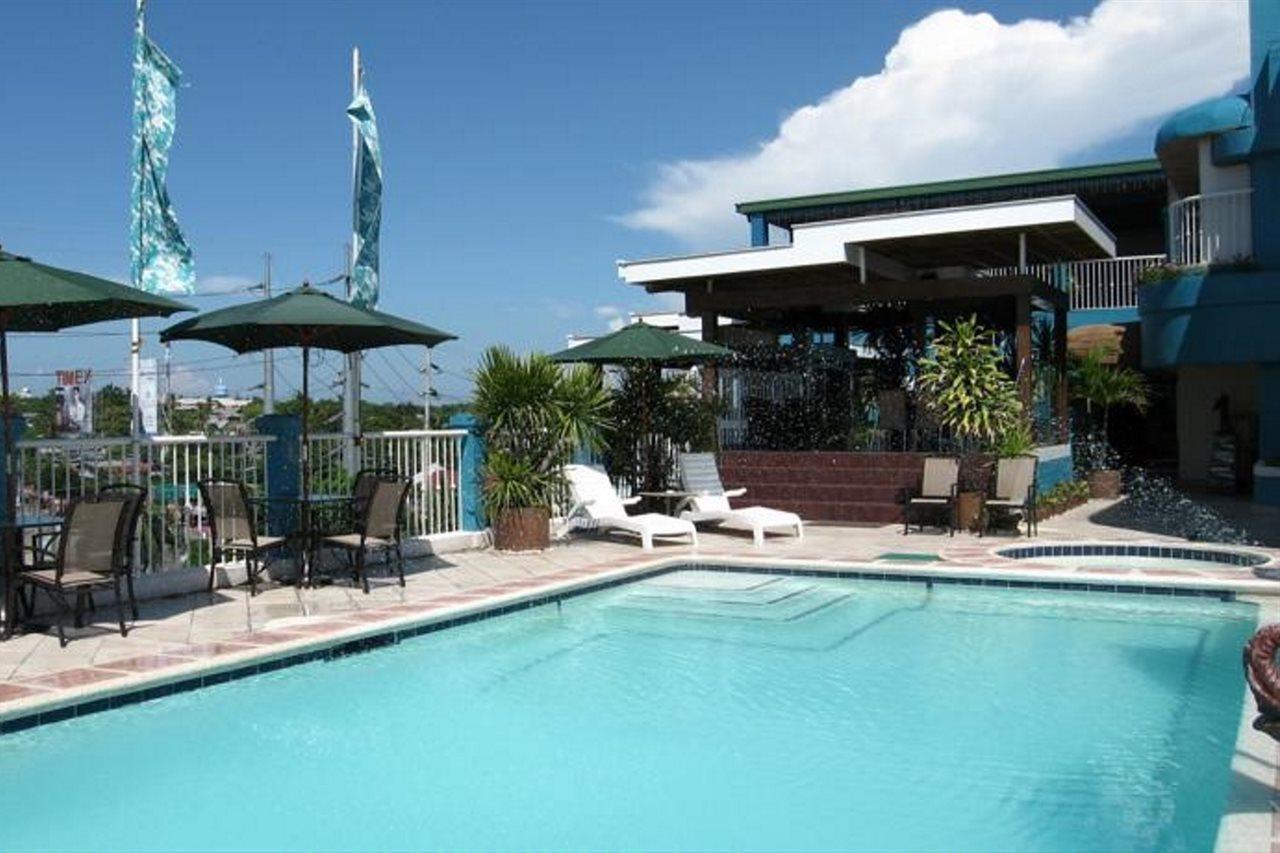 The Bellavista Hotel Lapu-Lapu City Exterior foto