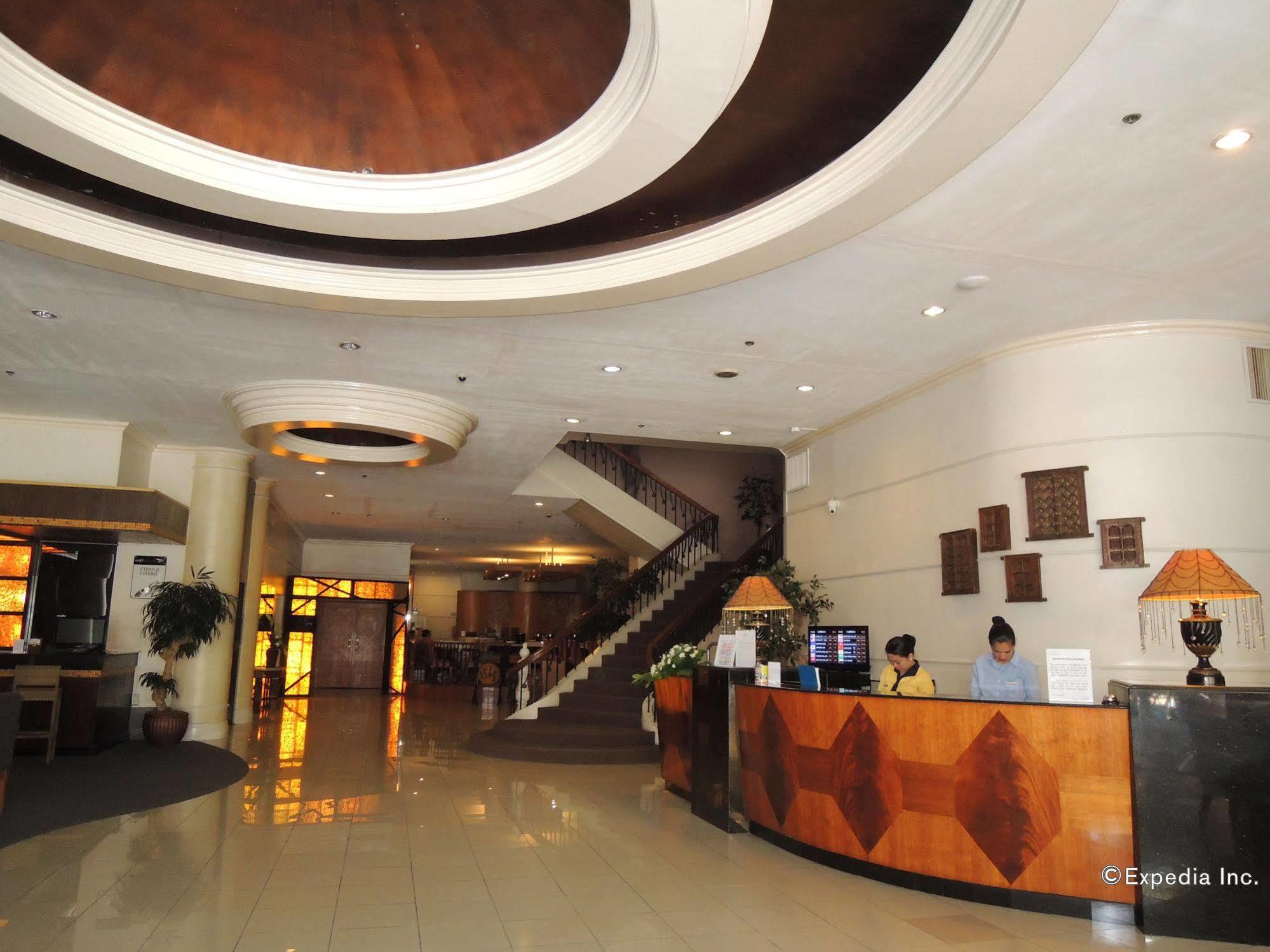 The Bellavista Hotel Lapu-Lapu City Exterior foto